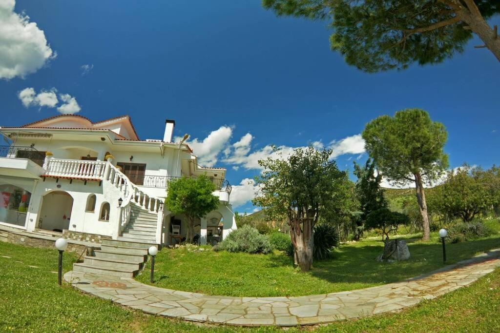 Triple H Villa Volos Exterior photo